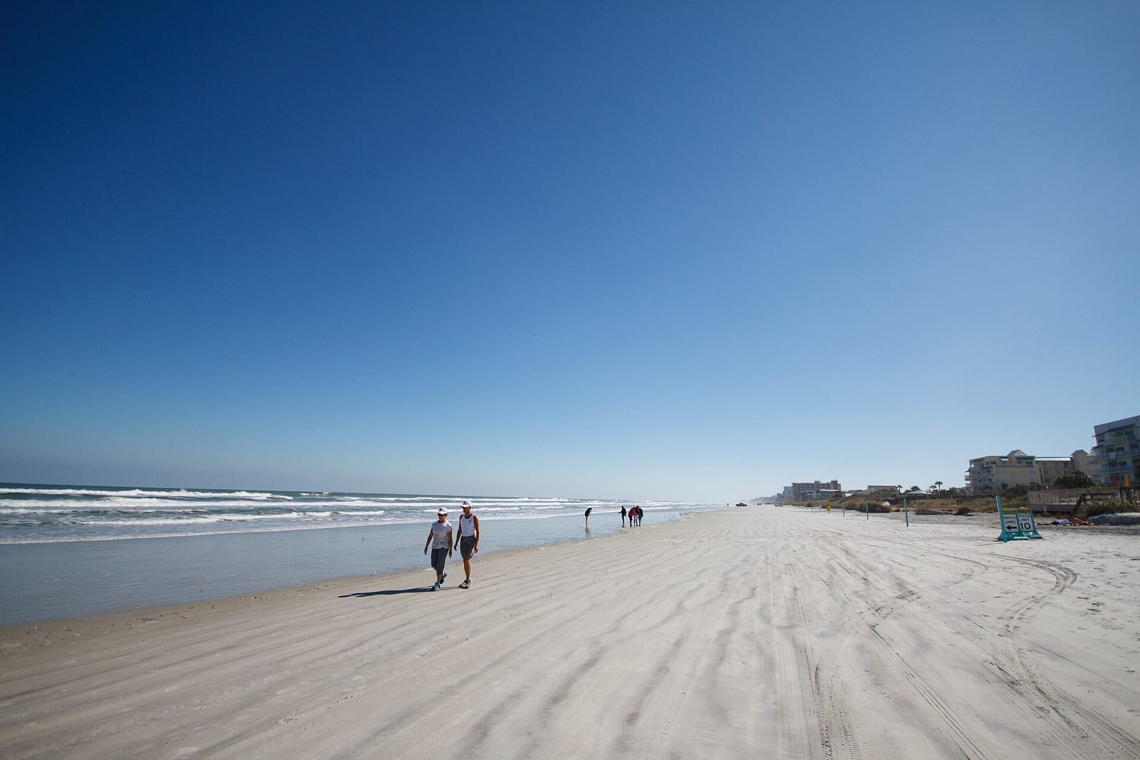 New Smyrna Beach — Explore New Smyrna Beach with street-legal LSV rentals for easy beach and road access.